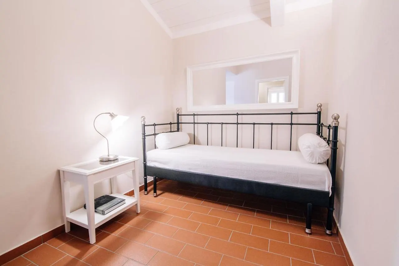 Holiday Home Il Borgo Degli Agrumi Uzzano 0*,  Italia