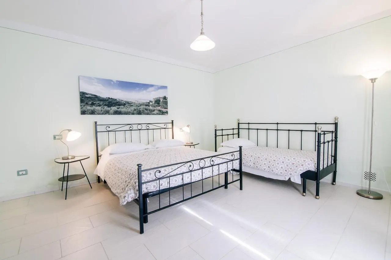 Holiday Home Il Borgo Degli Agrumi Uzzano