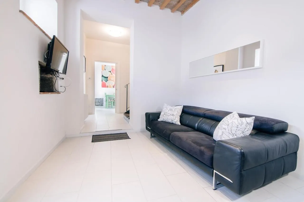 Holiday Home Il Borgo Degli Agrumi Uzzano