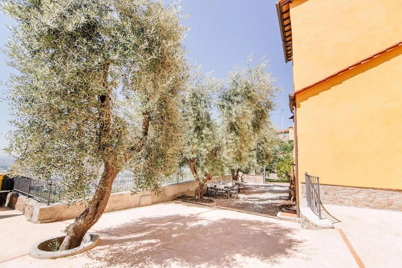 Holiday Home Il Borgo Degli Agrumi Uzzano